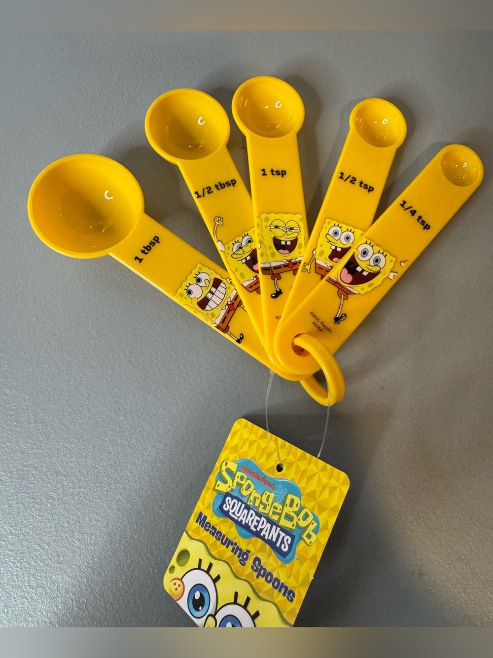 SpongeBob SquarePants Bright Yellow Character Measuring Spoon Set kitchen